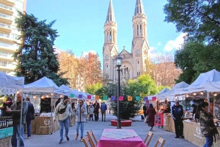 Buenos Aires Vegan Tour with Pastry and Snacks