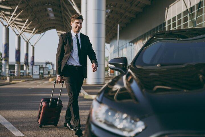 NYC Airports All Inclusive Private Arrival Transfer to Brooklyn
