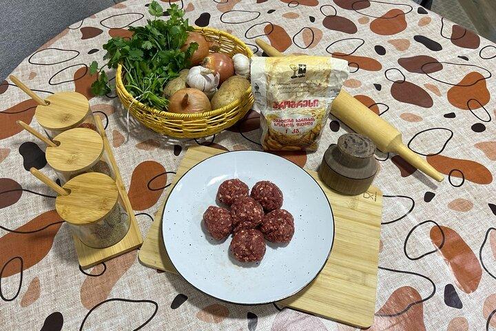 Kutaisi Cooking Class: Khinkali and Khachapuri with Wine Tasting