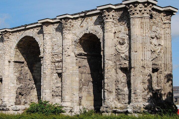 Reims Scavenger Hunt & Highlights Self-Guided Walking Tour