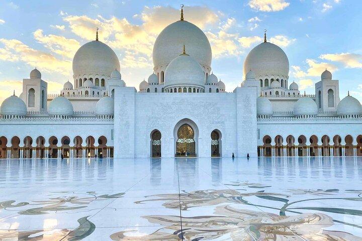 Private Sheikh Zayed Grand Mosque Tour