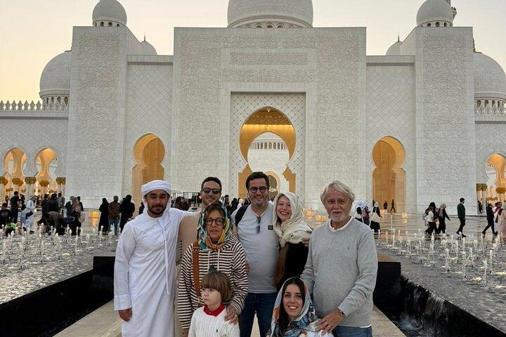 Private Sheikh Zayed Grand Mosque Tour