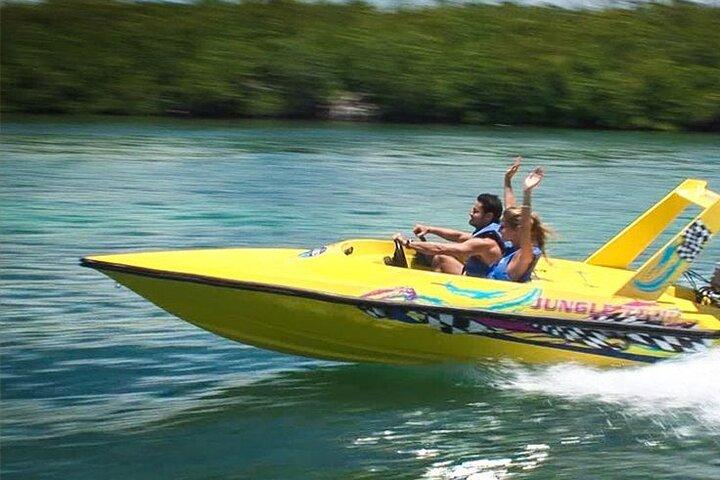 Cancun Speedboat and Snorkeling Tour at Punta Nizuc Reef