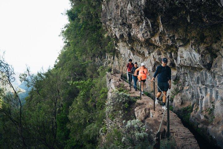 PR9 Caldeirão Verde Queimadas Levada Self-Guided Hiking Transfer
