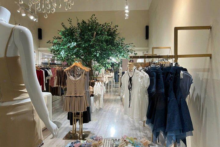 Shared Guided Shopping Tour to Ho Chi Minh City with Local Guide