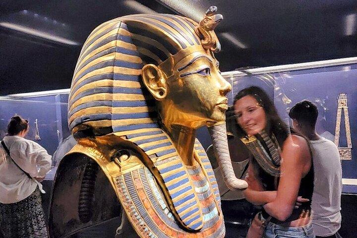 Cairo Shopping Tour Scented Oils Gold, Spices Cotton and more