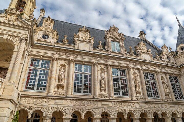 La Rochelle Audio Guided Walking Tour 2h30 and 26 reviews