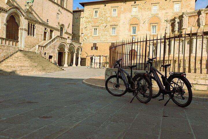 Perugia Choco E-Bike Tour and Visit to the Chocolate Museum