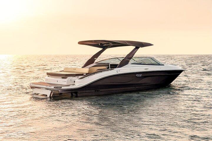 Milos: Luxury Private Cruise—Kleftiko Sarakiniko Poliegos