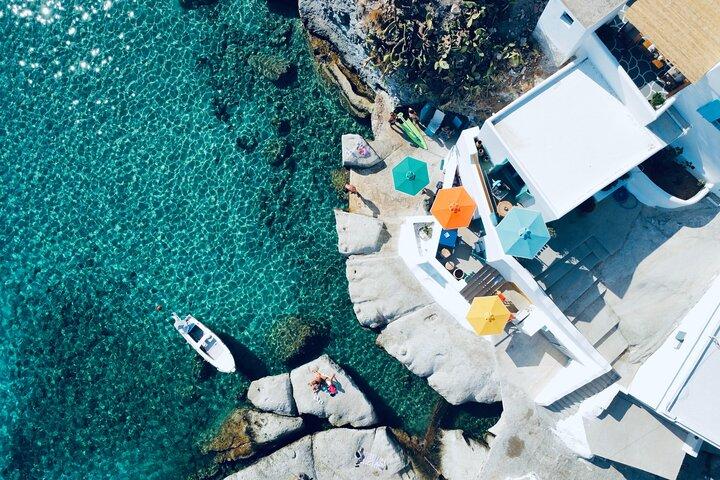 Milos: Luxury Private Cruise—Kleftiko Sarakiniko Poliegos