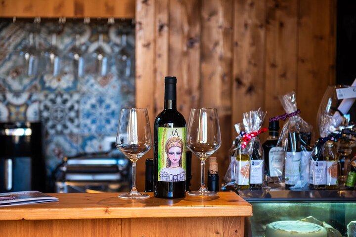 A Boutique Wine Experience in Monteriggioni castle