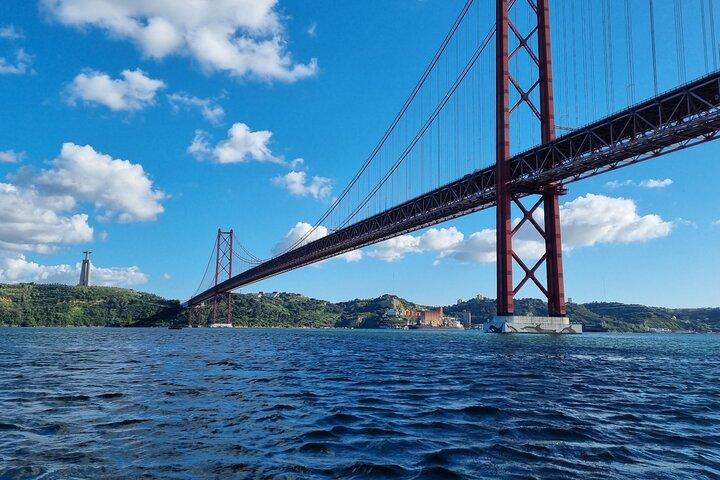 Lisbon Small Group Luxury Afternoon Boat Cruise with Open Bar