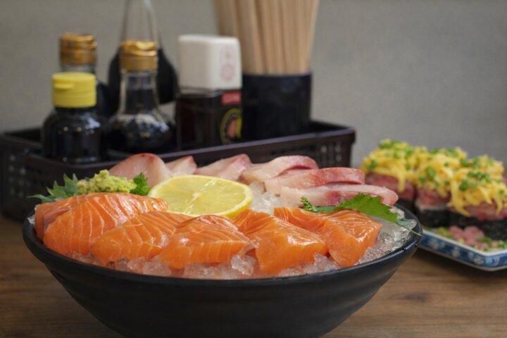Tokyo - Shinjuku's Most Underrated Eats (3 stops, 3 drinks)