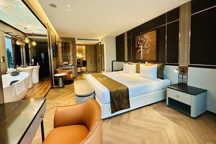 Azura Luxury Yacht 2 Days 1 Night Halong and Lan Ha Bay Tour