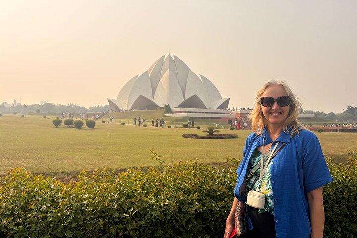 Full Day Old & New Delhi Tour with tickets & Tuk-Tuk