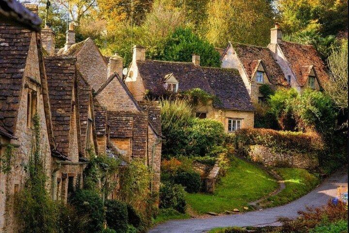 Cotswolds Tour from London Bibury, Burford, Snowshill & Pub Lunch