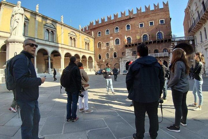 Verona: Arena Skip-the-Line & Secret Hidden Gems Walking Tour