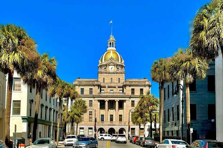 Savannah Walking Food Tour with 5 Locals Favorites Dishes