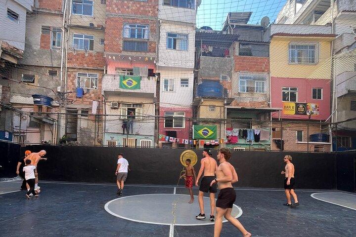 Rio : Visit to the football field FIFA STREET and Passeio Favela