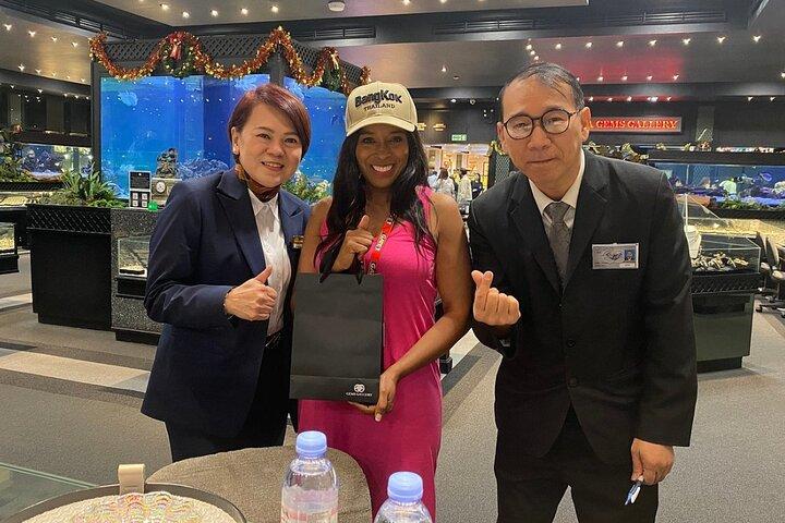Gems Gallery Bangkok with Round Trip Hotel Transfers