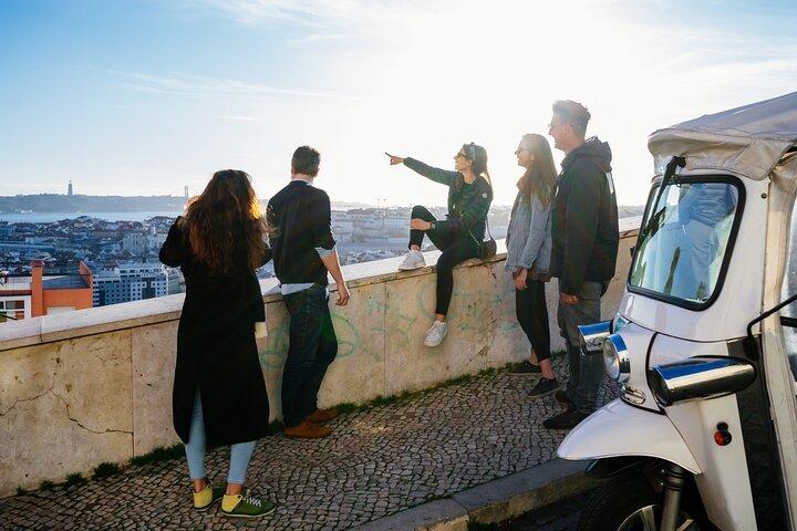 Eating Lisbon Food & Tuk Tuk Tour with Tastings