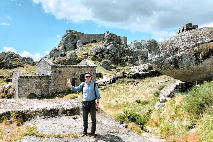 Monsanto (TV's Game of Thrones) Full Day Private Tour from Lisbon