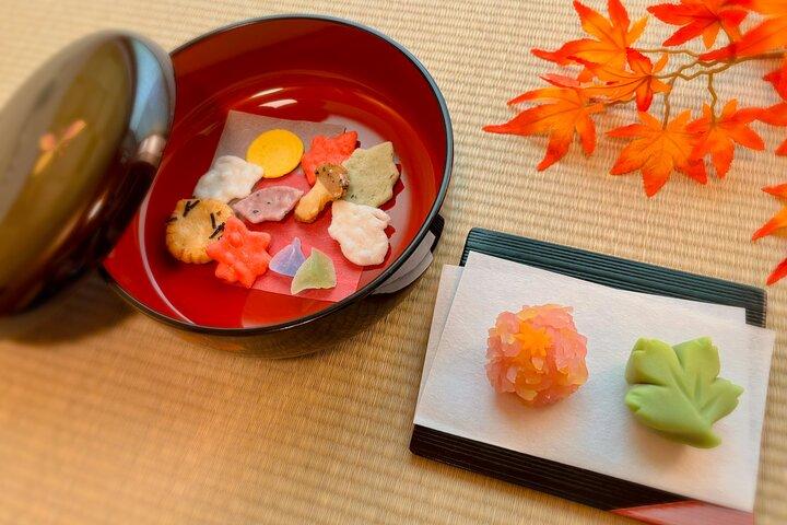 Private Tea Ceremony and Calligraphy Experiences in Osaka