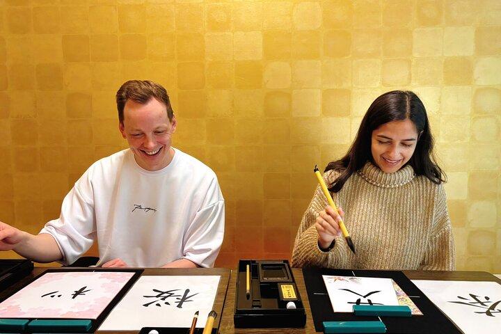 Private Tea Ceremony and Calligraphy Experiences in Osaka