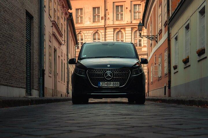 Private Budapest Transfer Airport & Cruise Port(Mercedes V-Class)