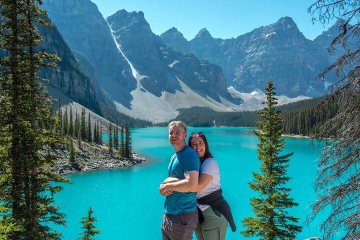 Lake Louise and Moraine Lake Small Group Day Tour from Banff