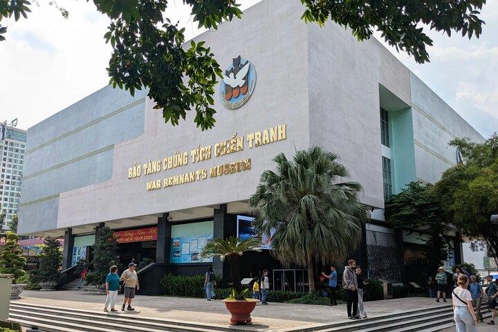 Cu Chi Tunnels and Saigon Day Tour