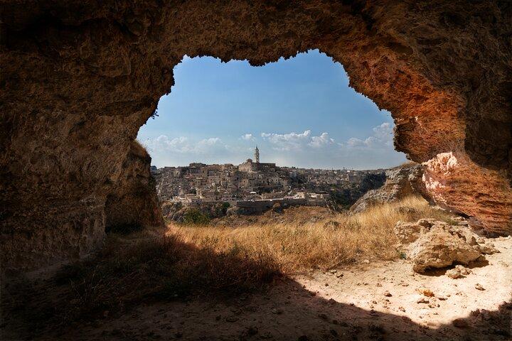 Castel del Monte & Matera: Private Tour from Bari or Matera