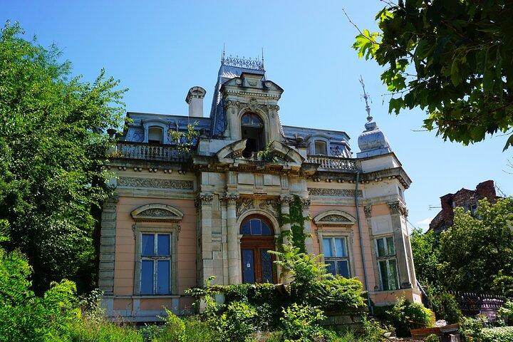 Bulgaria Day Tour to Ruse and Rusenski Lom Rock Churches