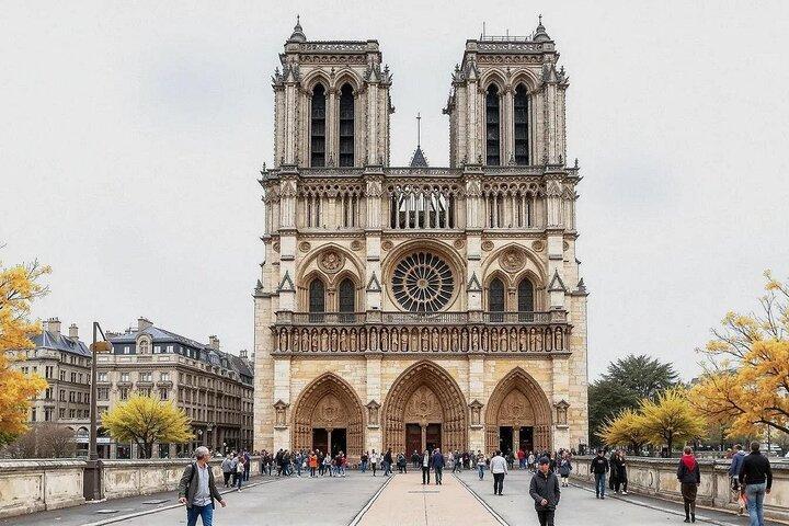 Notre-Dame Outdoor Guided Tour with Optional Cathedral Access