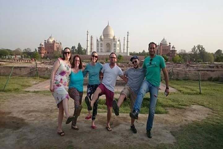 Baby Taj & Mehtab Bagh Private Sunset Evening Tour