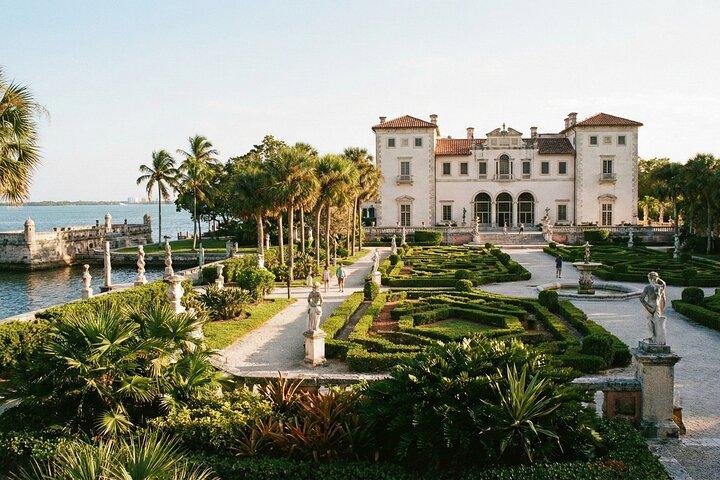 Self Guided Walking Tour at Miami