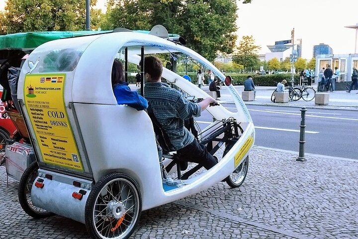 Up to 6 person Berlin Rickshaw & Taylor Made (each 2 Pers. max)