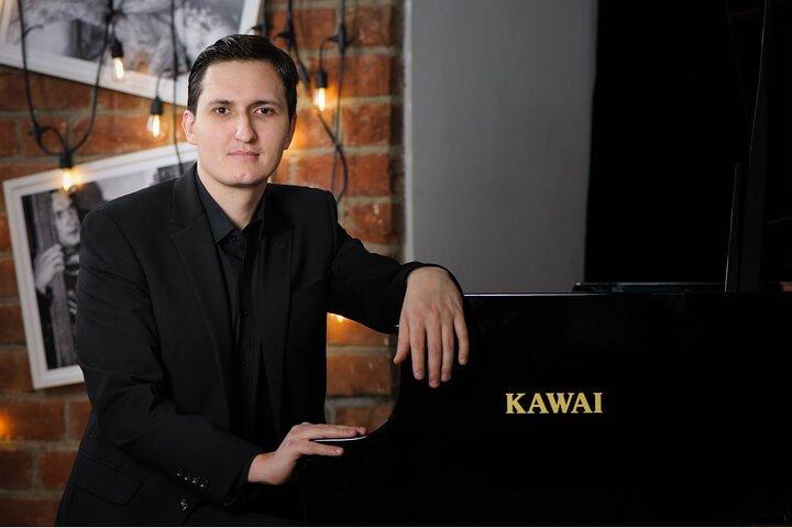 Everyday Chopin Concert at the Royal Castle Complex at 7 PM