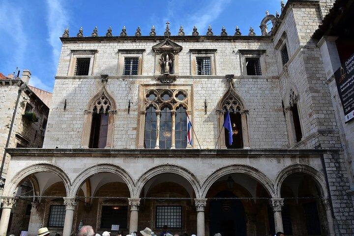 Self guided walking tour of Dubrovnik with audio guide