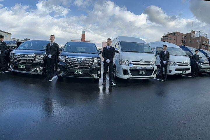 5 Hours Tour with Private Vehicle in Osaka