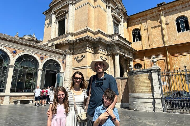 Family Friendly Private Vatican & Sistine Chapel Tour