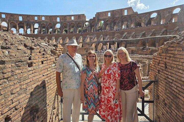 Private Walking Tour to Colosseum, Roman Forums and Pantheon