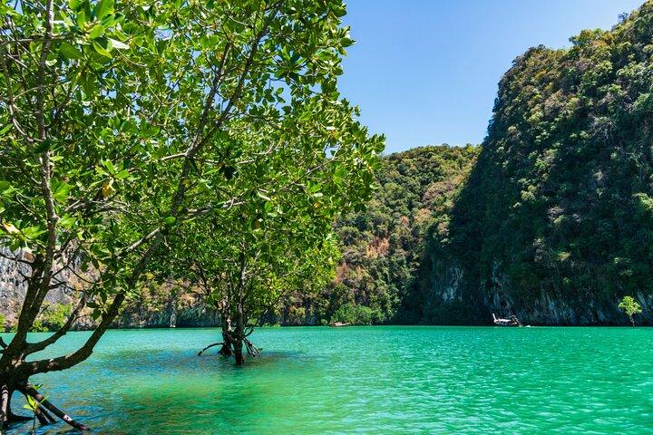 Krabi Hong Island Escape: Morning & Sunset Boat Tour