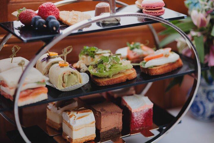 Amsterdam: High Tea Cruise