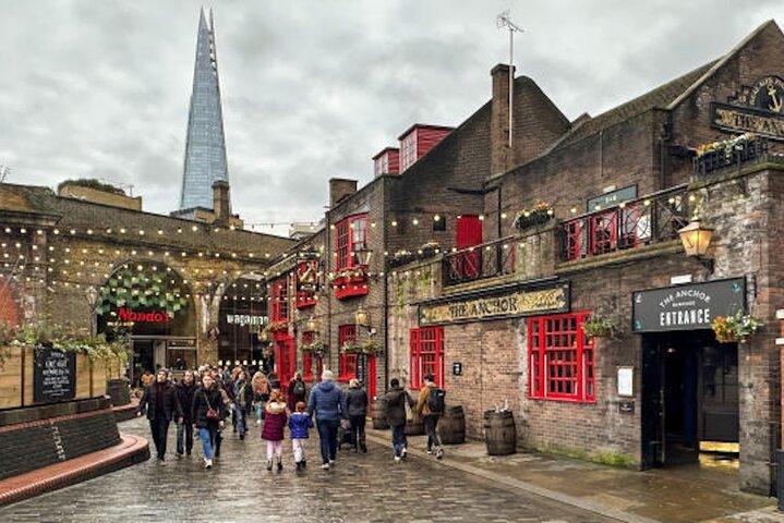Tour between the City of London and the south side of the River Thames