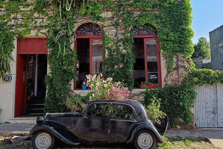 Full city tour of Colonia del Sacramento with private vehicle