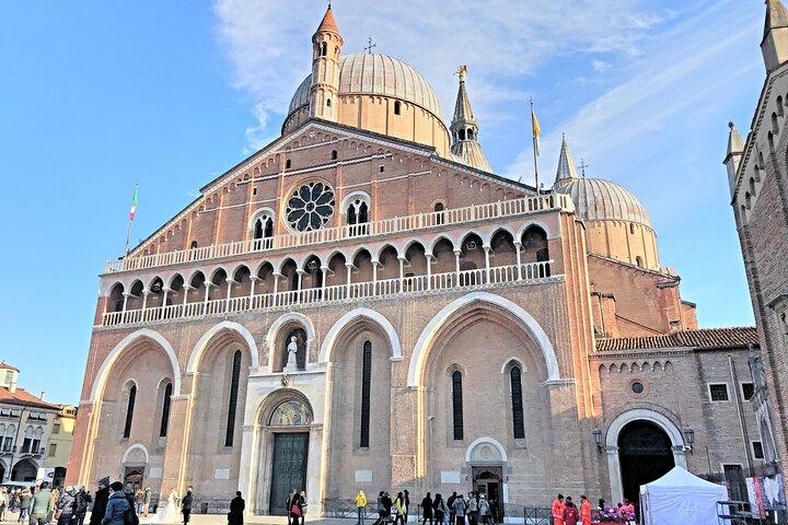 Padua St Anthony's life Tour with Option to Camposampiero