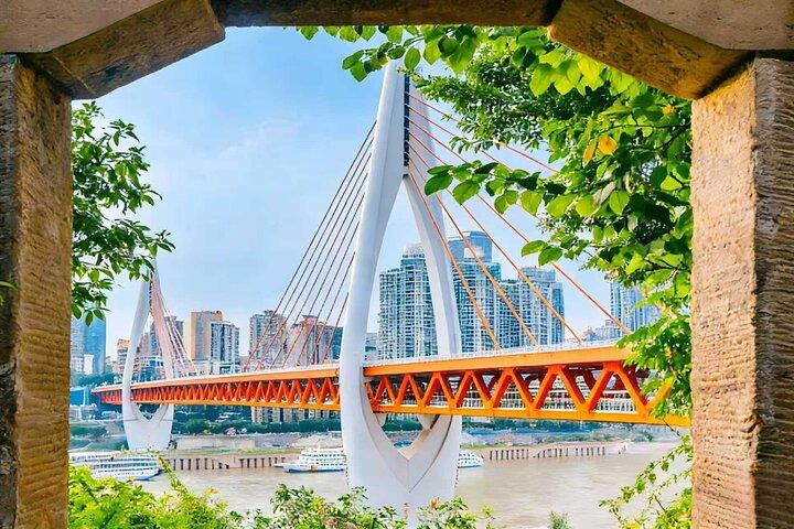 Chongqing Private Layover: Explore the City's Must-See Highlights