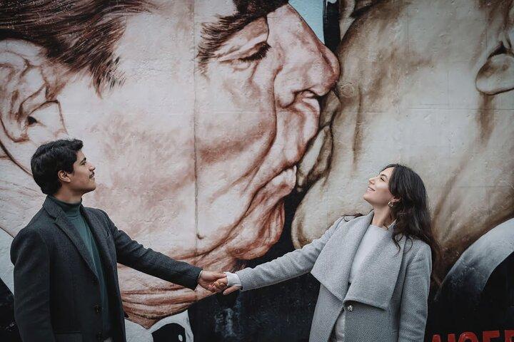 Berlin East Side Gallery Photoshoot Experience