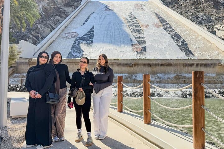 From Dubai: Hatta Sightseeing Tour with kayaking